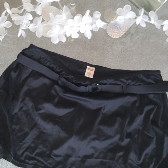 tropical escape swim skirt